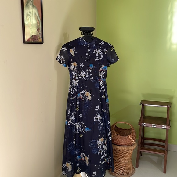 Lovely blue floral Migeer full length dress. Size M - Picture 8 of 16